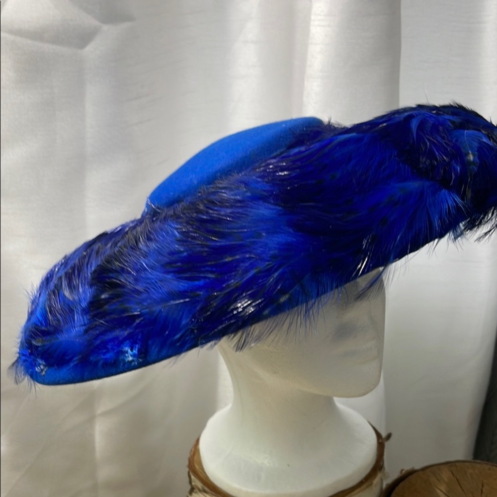 Stylish Blue Hat for Every Occasion